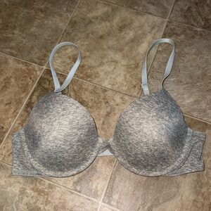 Basically brand new PINK wear everywhere lightly lined t-shirt bra.